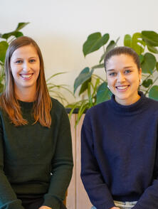 Tech-Blog Autorinnen Aemilia Klingelhöfer & Svenja Lippke Tech-Blog Autorinnen Aemilia Klingelhöfer & Svenja Lippke