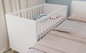 Multifunktionales 2 in 1 Baby und Beistellbett