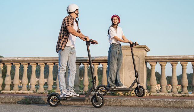 5th Wheel V40Pro E Scooter – Ihr perfekter Begleiter für jede Fahrt!