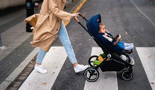 Vollständig verstellbarer Kinderwagensitz