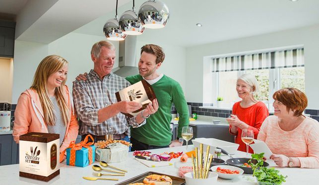 24 Teiliges Edelstahl Besteck set fur 6 Personen, Spiegelpoliert, Spulmaschinenfest