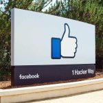 Facebook Eingang im Headquarter