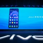 Vivo-Event mit Speaker auf Bühne