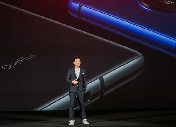 OnePlus 8 Smartphone