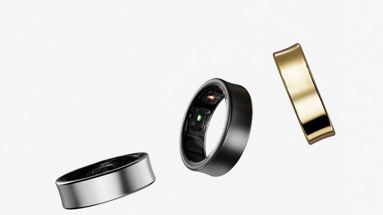 Produktfoto des Samsung Galaxy Rings in den drei Farben Silber, Schwarz und Gold.